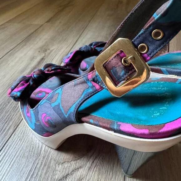 Marc by Marc Jacob’s Floral Bow Sling back Heels - Picture 3 of 7